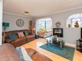 Sewell Close, Haydon Hill, Aylesbury thumb 1