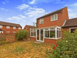 Sewell Close, Haydon Hill, Aylesbury thumb 3