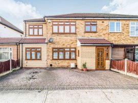 Ellis Avenue, Rainham photo