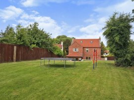 Town Street, South Leverton, Retford photo