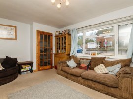 Cunningham Avenue, Axminster thumb 2