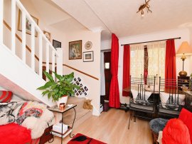 Margaret Reeve Close, Wymondham thumb 3
