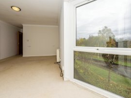 Roseacre Gardens, Welwyn Garden City thumb 3