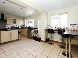 Leswell Grove, Kidderminster thumb 3