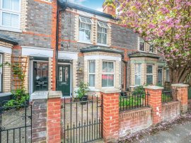 Clare Road, Maidenhead thumb 1