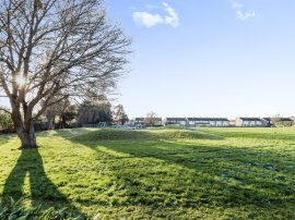 The Glen, Rainham thumb 2