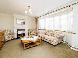 The Glen, Rainham thumb 3