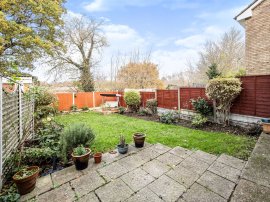 Palmerston Road, Rainham thumb 1