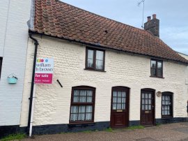 Cromer Road, Holt thumb 1