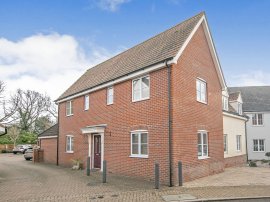 Whitebeam Close, Mile End, Colchester photo