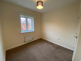 Holloway Close, Amesbury, Salisbury thumb 3