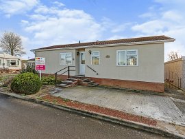 Allington Gardens, Allington, Grantham photo