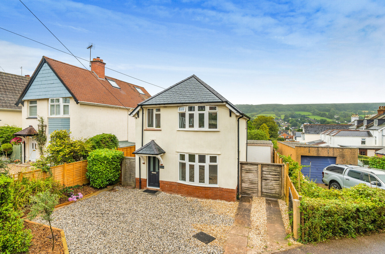 3 bedroom property to let in Malvern Road, Sidmouth, Devon, EX10 £