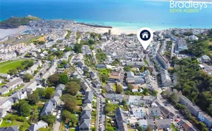Click for details Umfula Place, St. Ives, Cornwall, TR26 photo