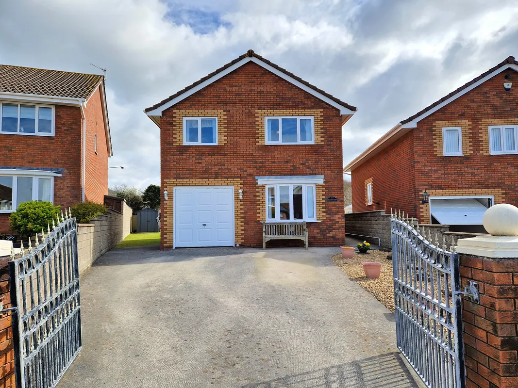 Austin Close, Newton, Porthcawl, CF36 5SN