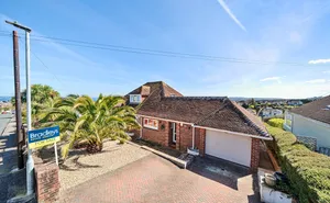 Click for details Winsu Avenue, Preston, Paignton, Devon, TQ3 photo
