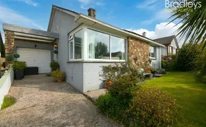 Click for details Chynoweth Gardens, Gulval, Penzance, Cornwall, TR18 photo