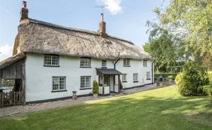 Click for details East Leigh, Crediton, Devon, EX17 photo