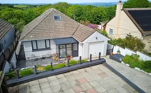 Click for details Hollacombe Brake, Wembury, Plymouth, Devon, PL9 photo