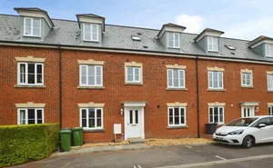 Click for details Veitch Close, Exeter, Devon, EX2 photo