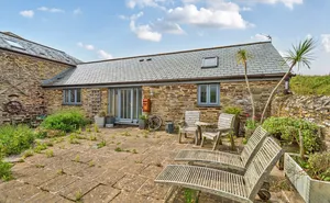 Click for details Trehelles, Trenance, Mawgan Porth, Newquay, TR8 photo