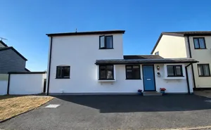 Click for details Alma Road, Brixham, Devon, TQ5 photo