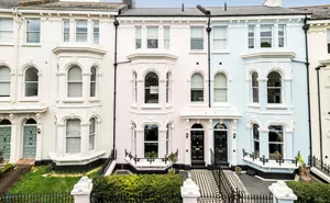 Click for details Powderham Crescent, Exeter, Devon, EX4 photo