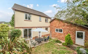 Click for details Pennine Drive, Paignton, Devon, TQ4 photo