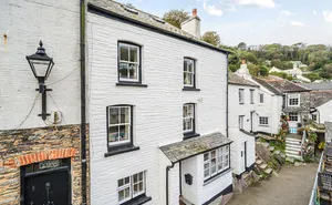Click for details Quay Road, Polperro, Looe, Cornwall, PL13 photo
