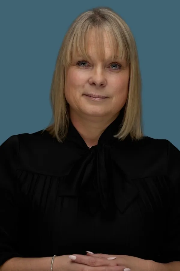 Louise Bull MARLA MNAEA photo