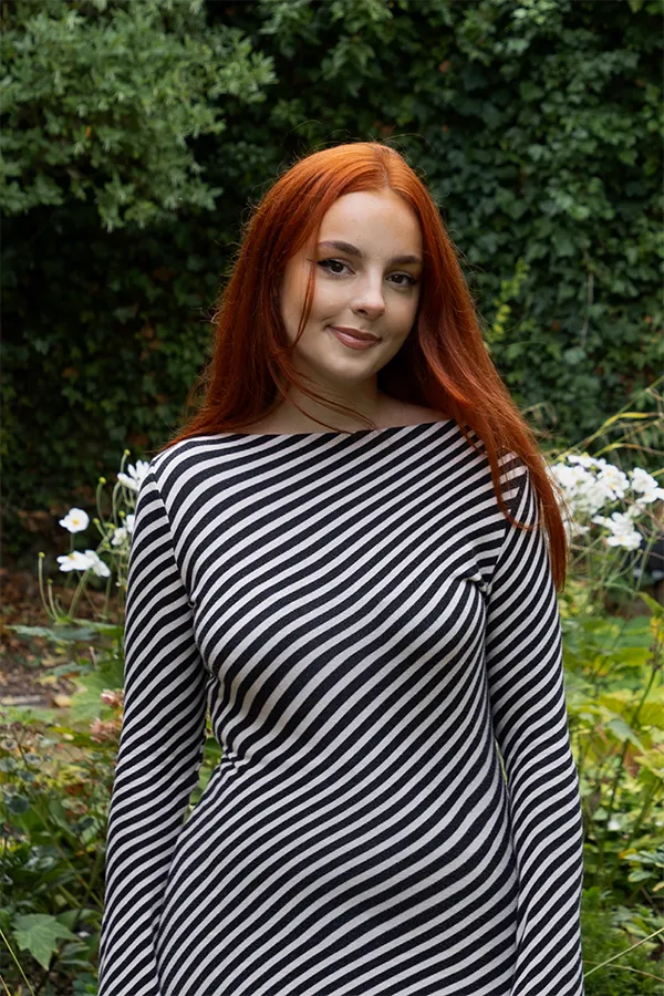 Chloe Hardy photo