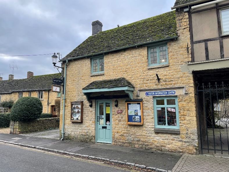 https://mr3.homeflow-assets.co.uk/files/media/image/0000/0000/2d5847b07c4c05da8ab5d22d5c857ddb/lettings_victoria.jpg