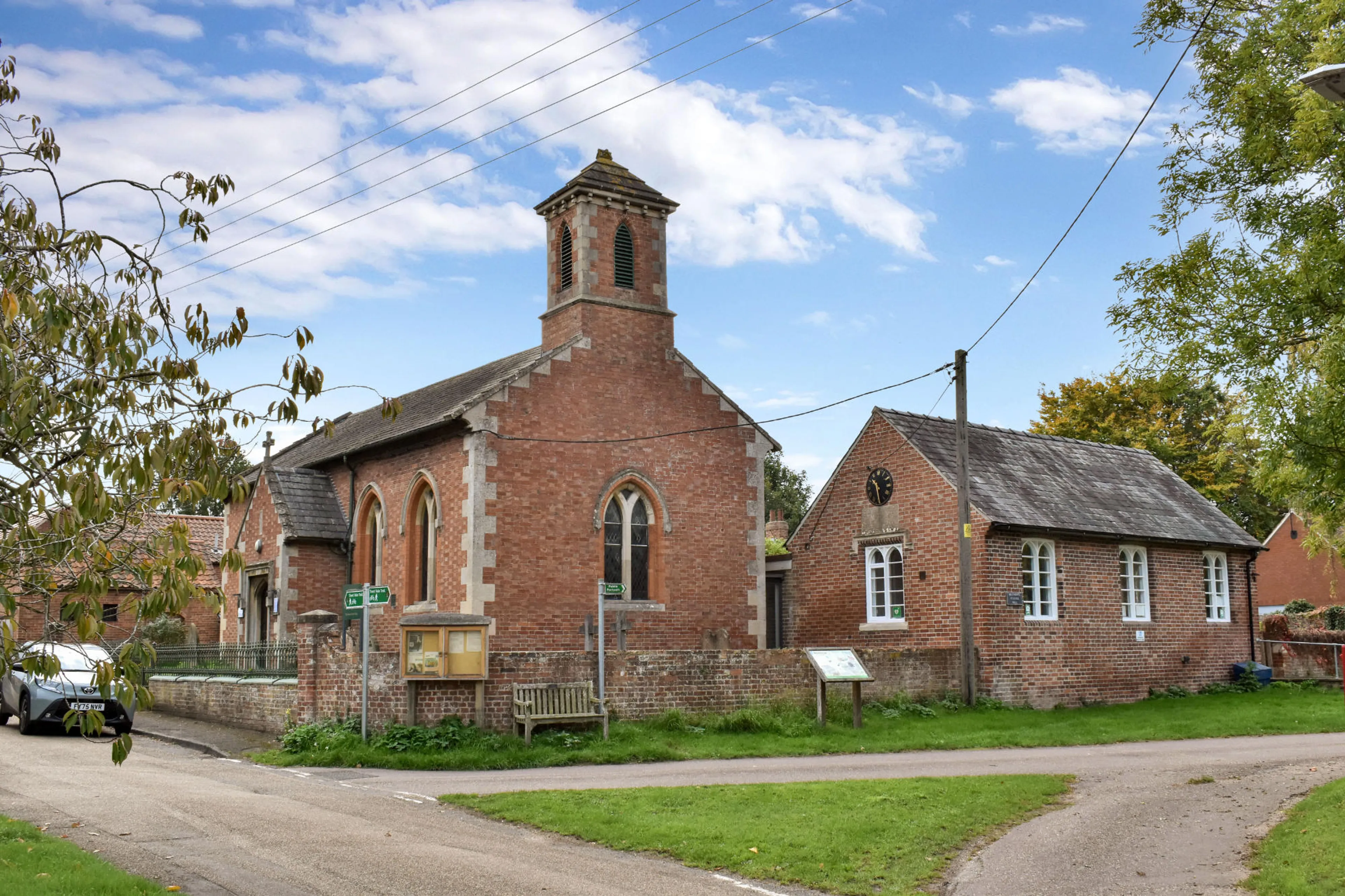 https://mr3.homeflow-assets.co.uk/files/media/image/0000/0000/21004f063f5ed24389b8c656632e4ba7/Besthorpe-Area-Guide-2.jpg
