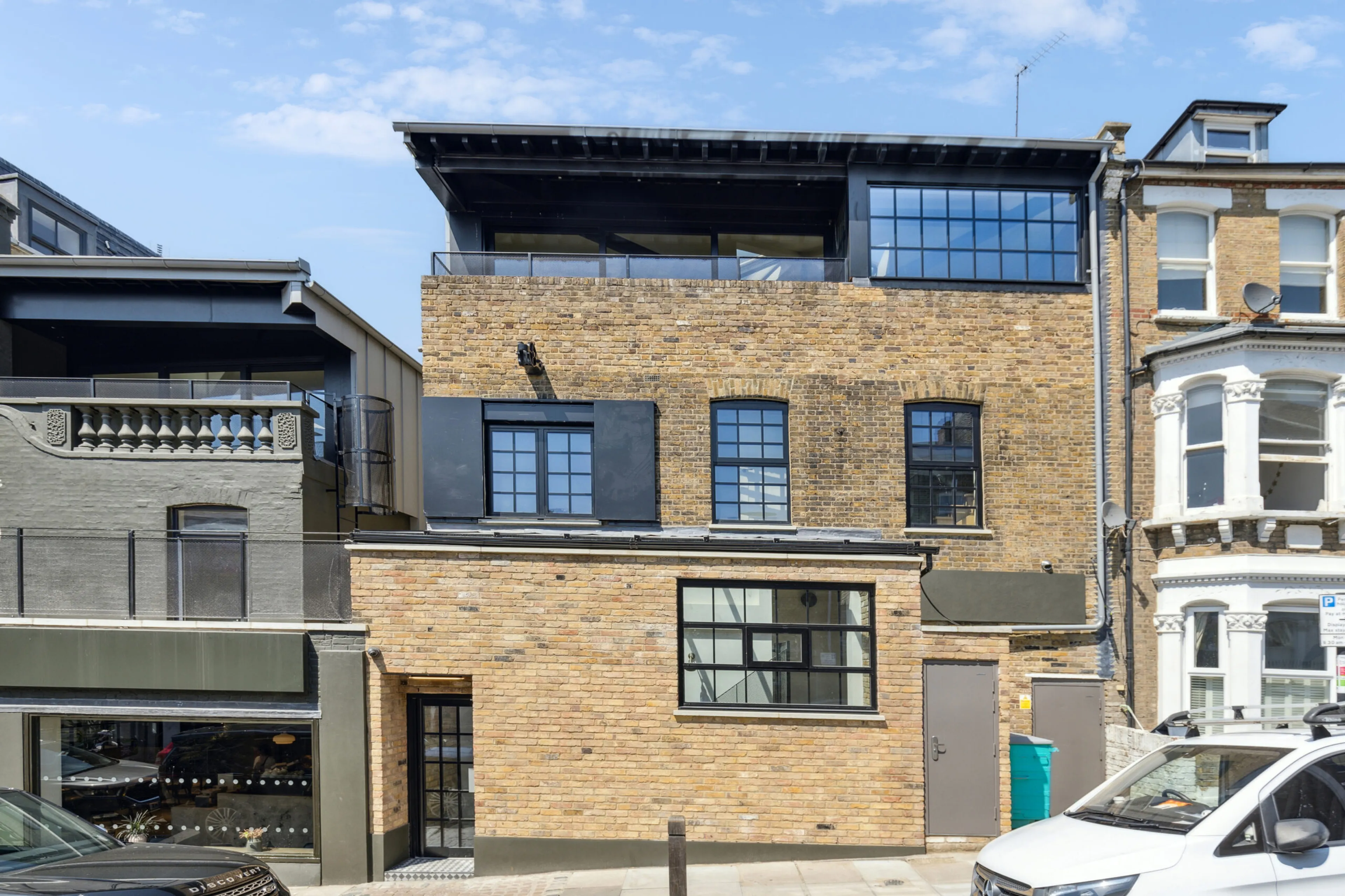 https://mr3.homeflow-assets.co.uk/files/media/image/0000/0000/3fa0a94ad06df5fb4d7edb6230ce02d3/24-scaled.jpg