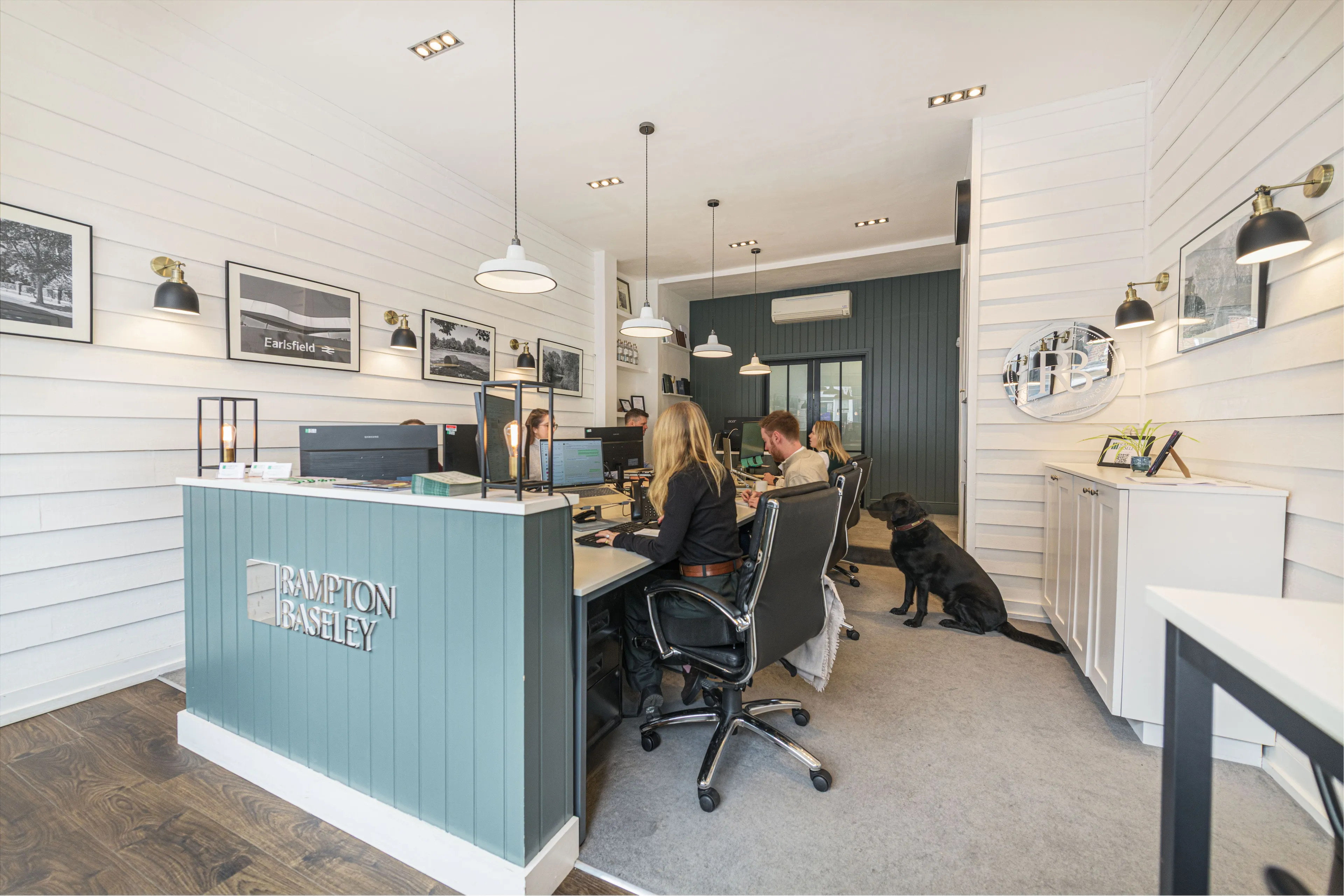 https://mr3.homeflow-assets.co.uk/files/media/image/0000/0000/4fcc58b3773f0258b930b43c03594361/inside-earlsfield-office.jpg