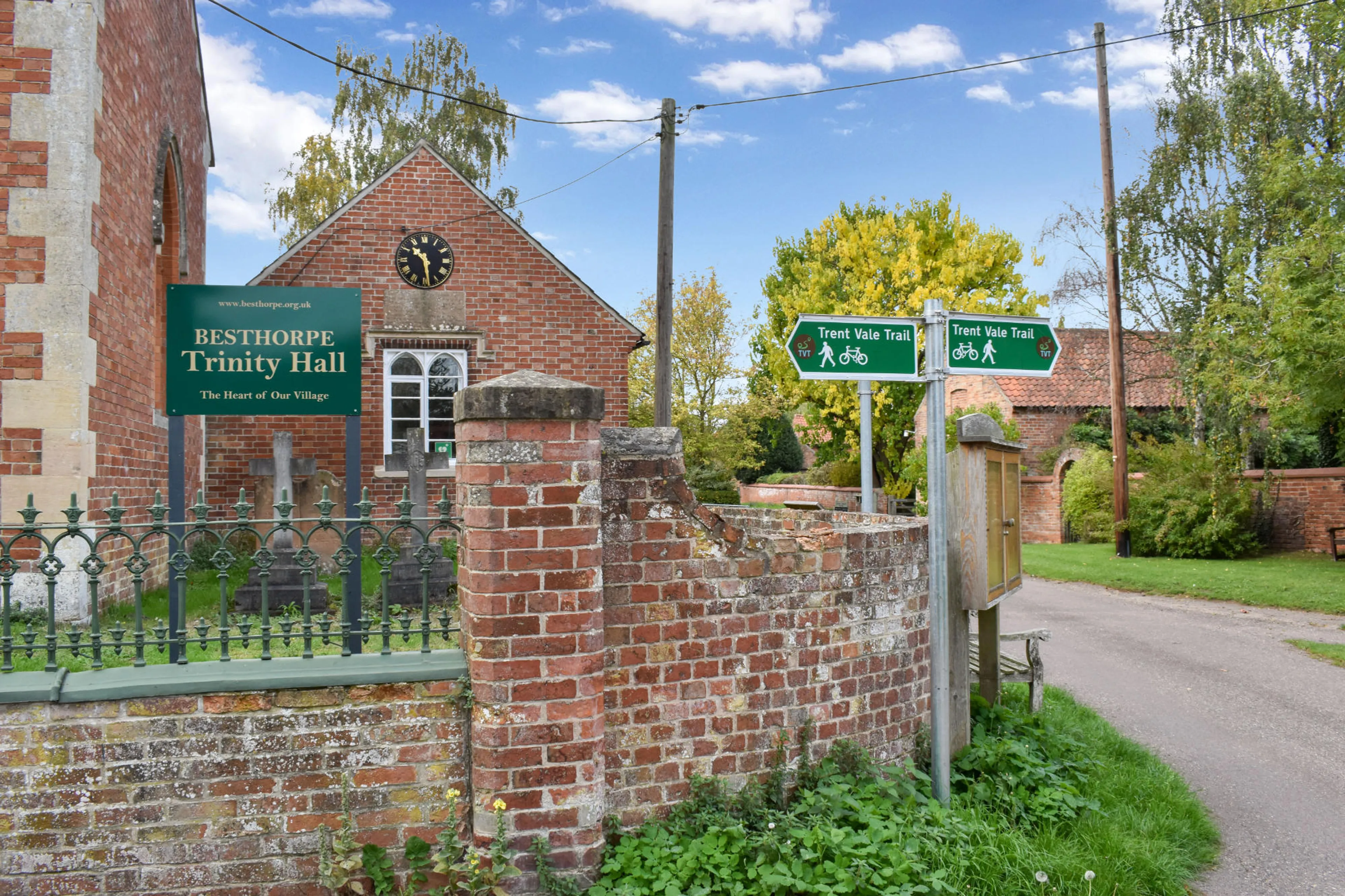 https://mr3.homeflow-assets.co.uk/files/media/image/0000/0000/5384964f8dc34febacfd4badfd02c790/Besthorpe-Area-Guide-4.jpg