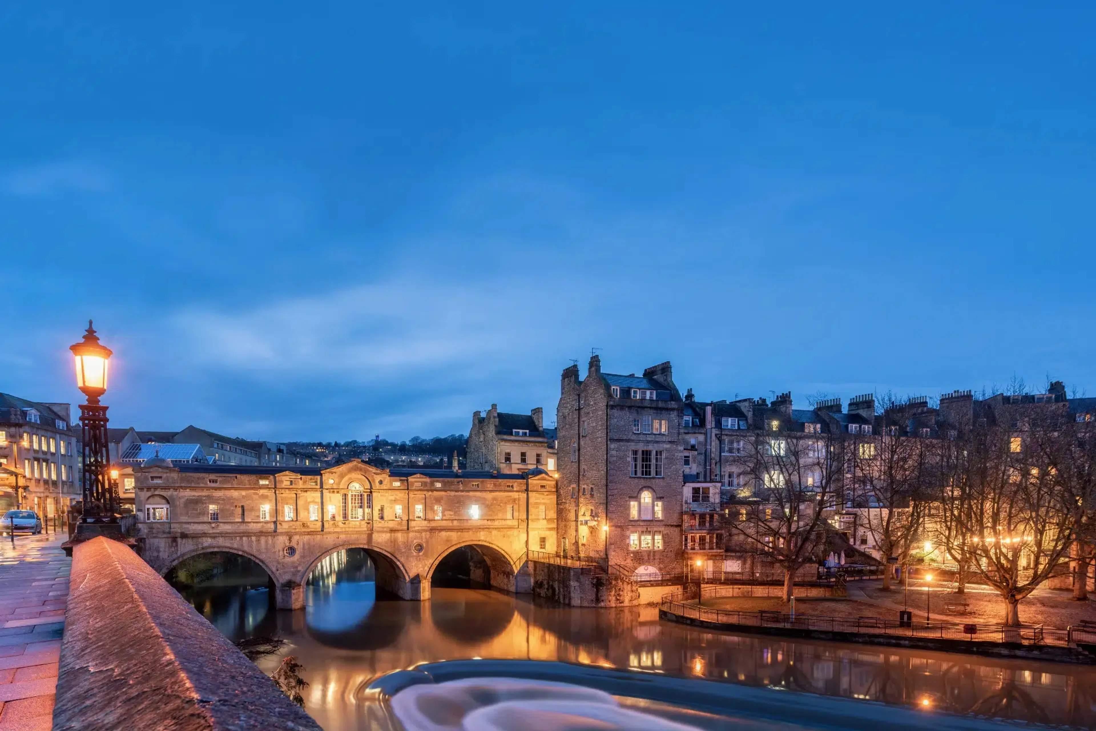 https://mr3.homeflow-assets.co.uk/files/media/image/0000/0000/563aa4a86f24d6a1b12b94bfd6222e9f/South-Bath-CTA.jpg