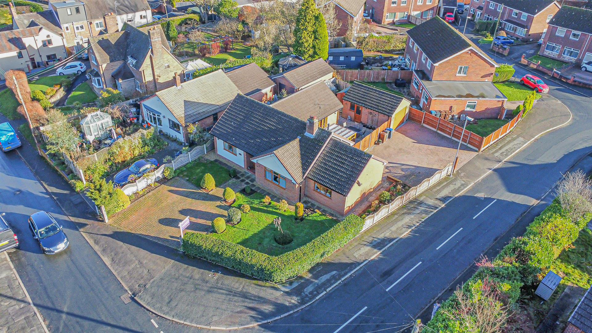 https://mr3.homeflow-assets.co.uk/files/media/image/0000/0000/6dc48c3485ae39672b1f7c3a43b1cc49/Kingley.jpg