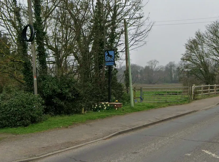 https://mr3.homeflow-assets.co.uk/files/media/image/0000/0000/b0286c5ea1e311c6d0a44e731d3f1c28/googleearth3.png