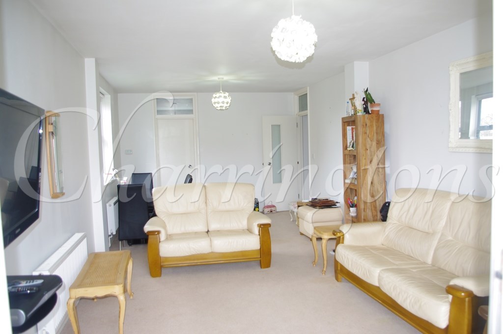 TWO BEDROOM APARTMENT FOR SALE VERULAM COURT WEST HENDON NW9 Image 2