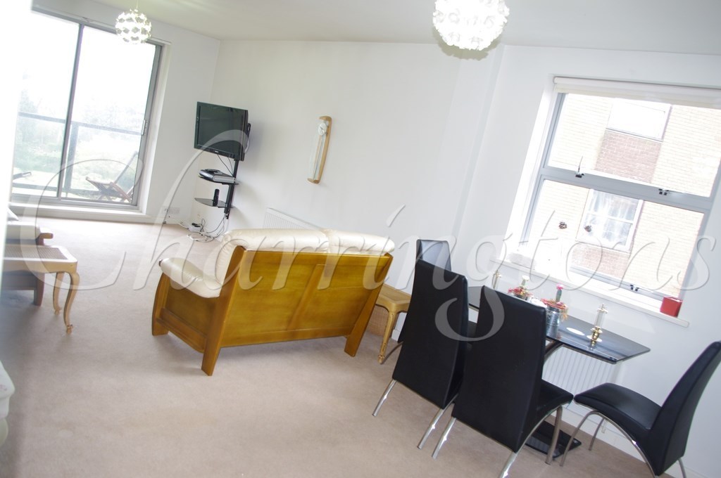 TWO BEDROOM APARTMENT FOR SALE VERULAM COURT WEST HENDON NW9 Image 3