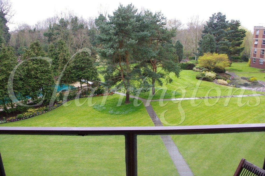 TWO BEDROOM APARTMENT FOR SALE VERULAM COURT WEST HENDON NW9 Image 9