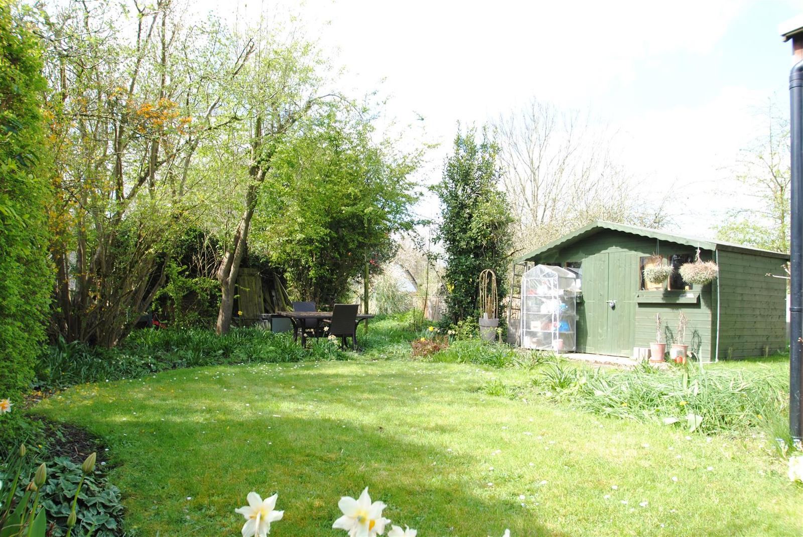 2 bedroom property for sale in Broad Street, Uffington, Faringdon