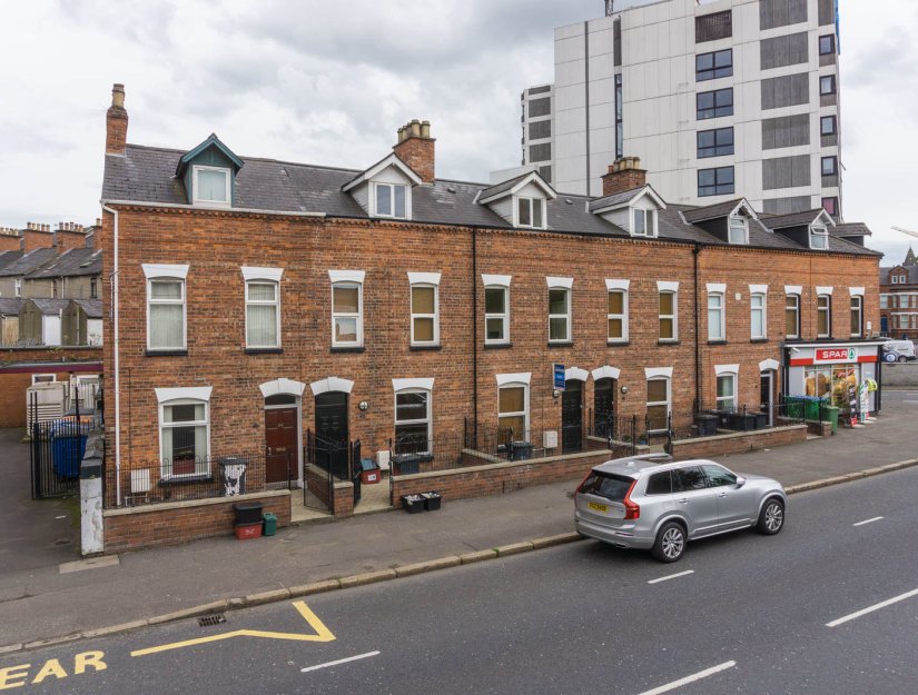 4 bedroom property for sale in 26 Lisburn Road, Belfast, BT9 6AA