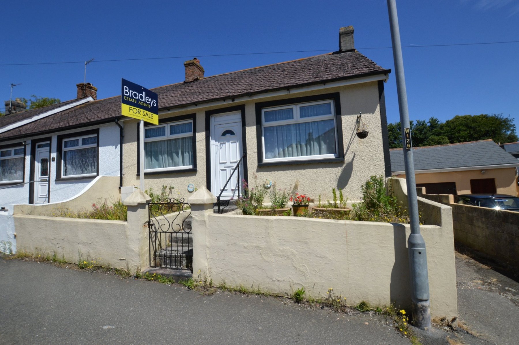 3 bedroom property for sale in North Roskear Road, Tuckingmill