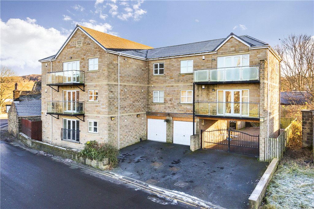 2 bedroom property to let in Bridge House, Apperley Road, Apperley