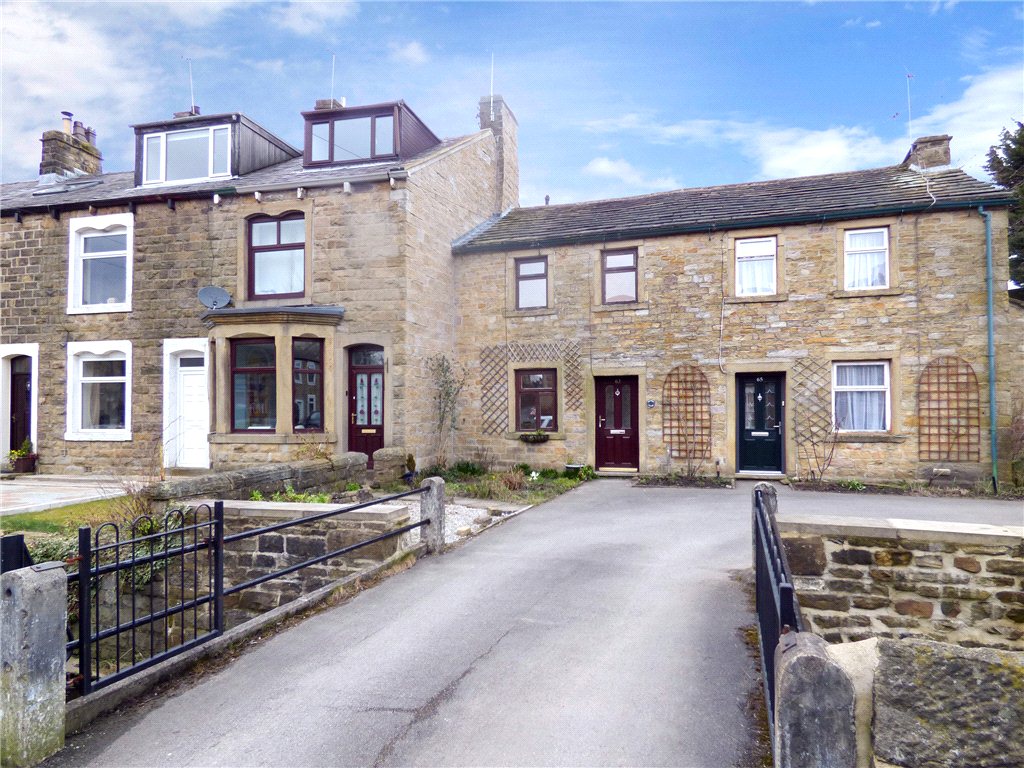 2 bedroom property for sale in Water Street, Earby, Barnoldswick, BB18