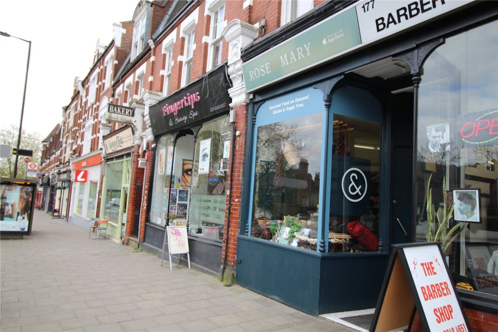 property to let in Priory Road, London, N8 £11295 pa