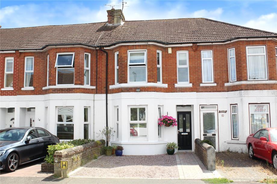 3 bedroom property for sale in East Preston, West Sussex £365,000