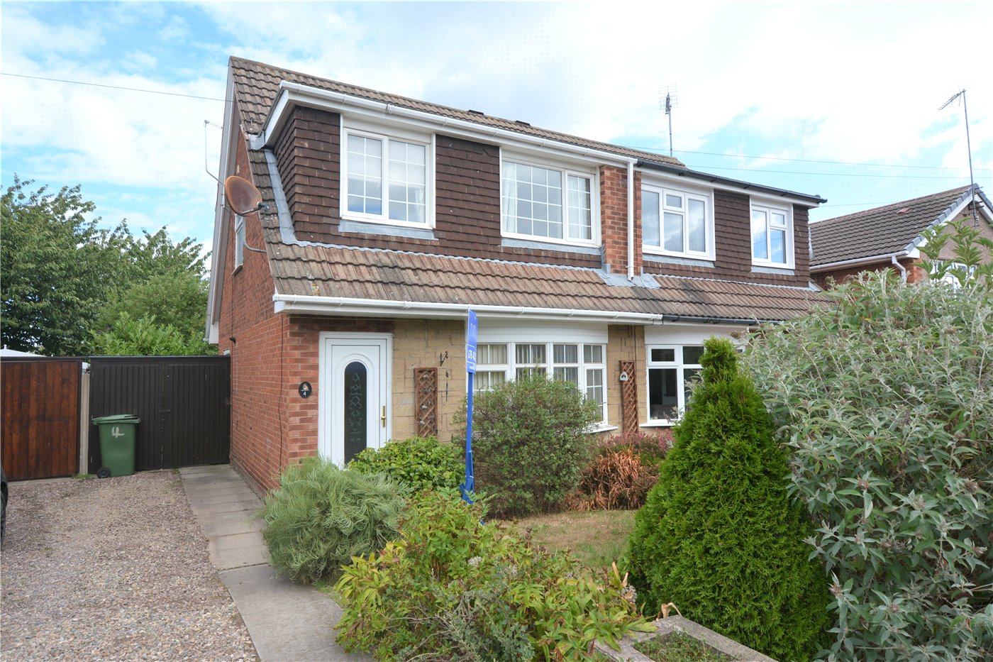 3 bedroom property for sale in Merlin Avenue, Saughall Massie, Wirral